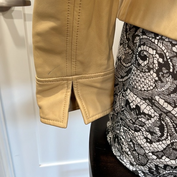 Escada Exquisite Leather Jacket Silk Lining - Picture 6 of 15